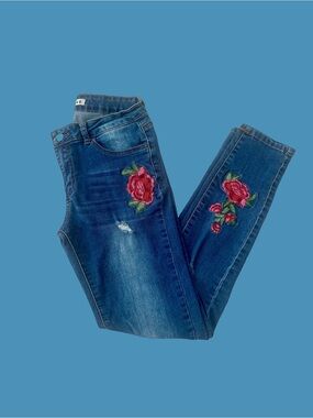 Encore Jeans Women's Dark Blue Skinny Jeans with Rose Embroidery